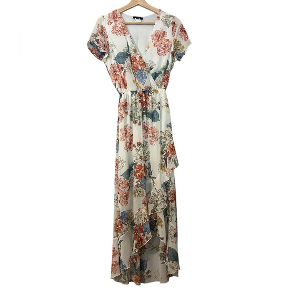 NWOT Espresso White Floral Maxi Dress